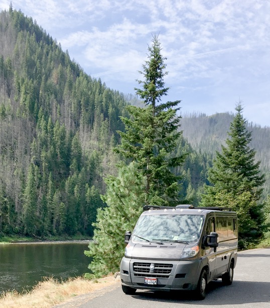 van camping Clearwater River, Idaho